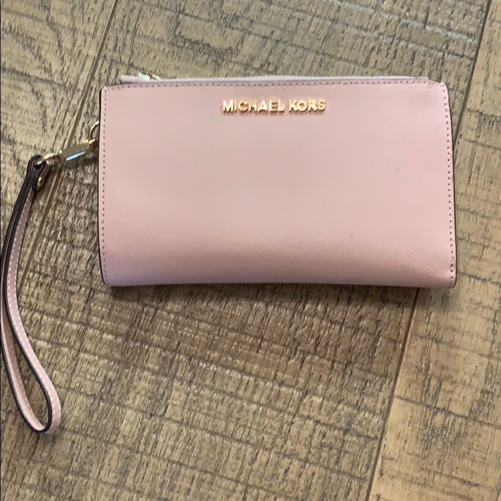 Michael Kors pink leather wristlet